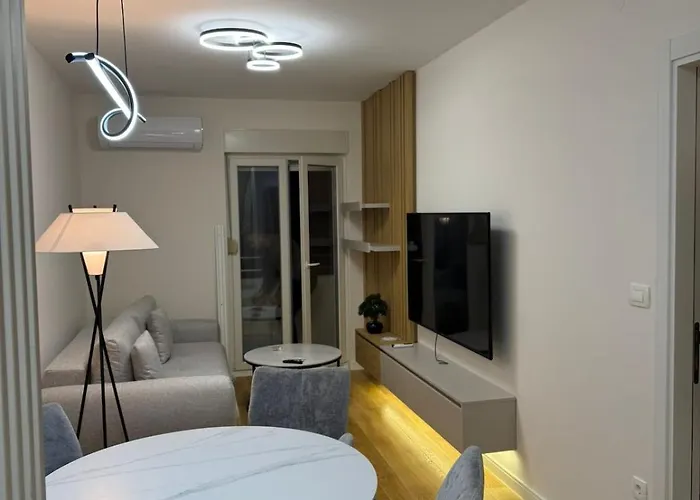 Апартаменты A&m *